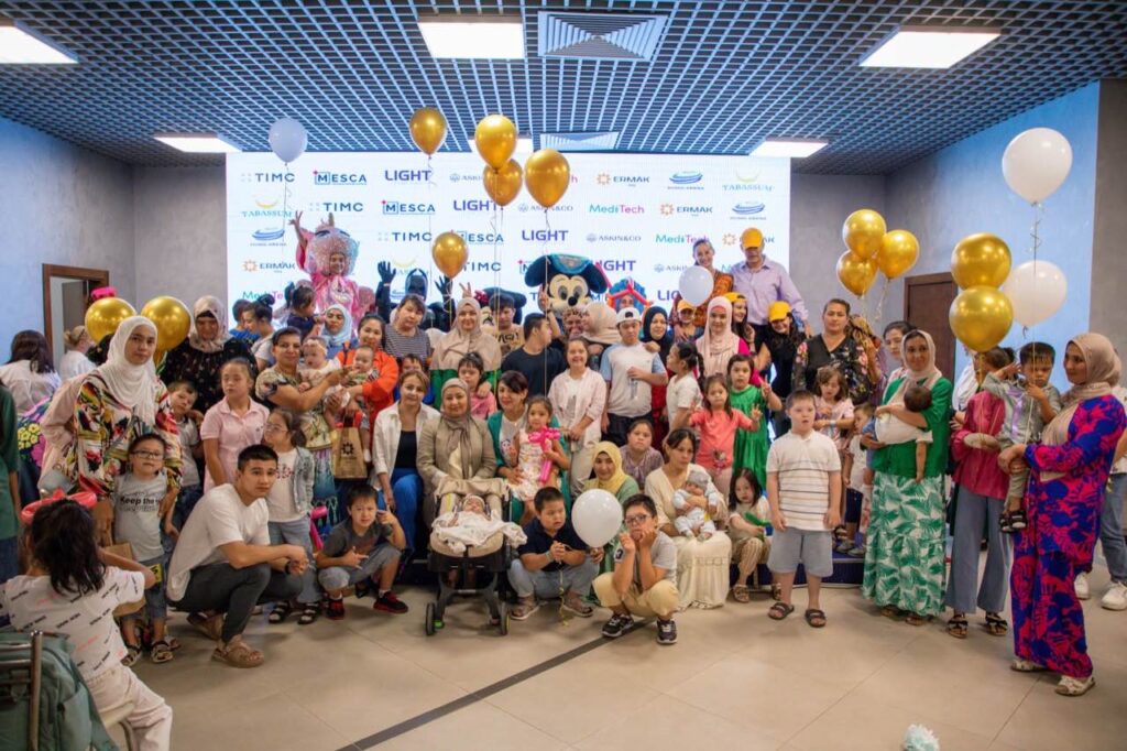 On August 12, 2023, at Humo Arena, Tashkent, 63 Down syndrome children were screened for keratoconus under Nikki Hafezi's leadership. Discover the importance of early detection